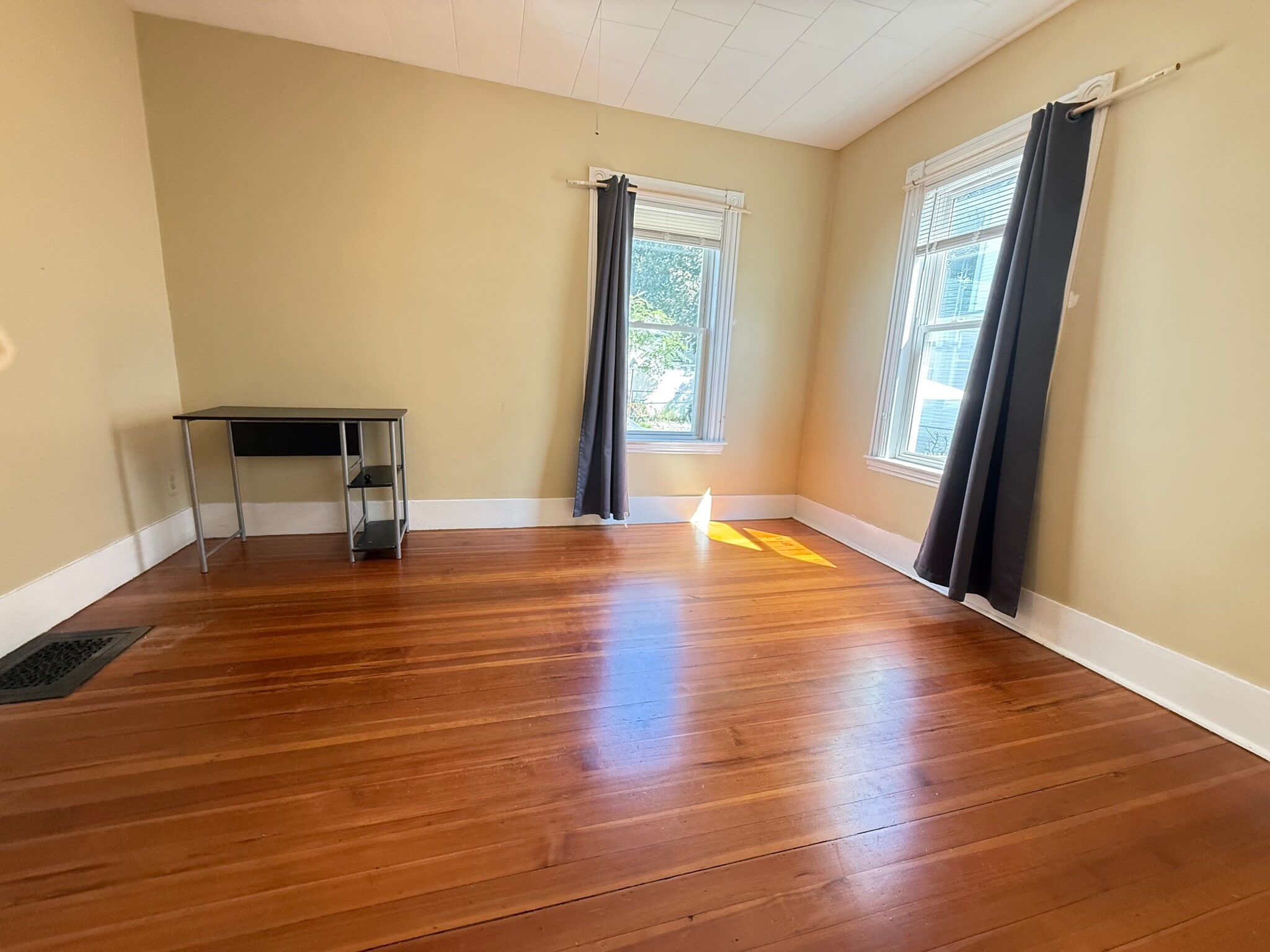 Building Photo - 53 Litchfield St