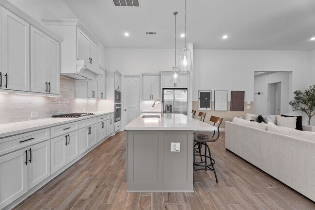 Building Photo - 28096 Woodland Bend Way