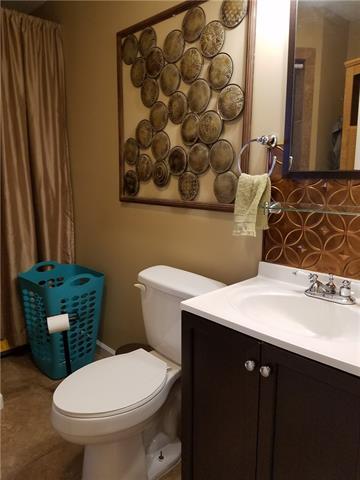 Building Photo - 4144 Cleveland Ave