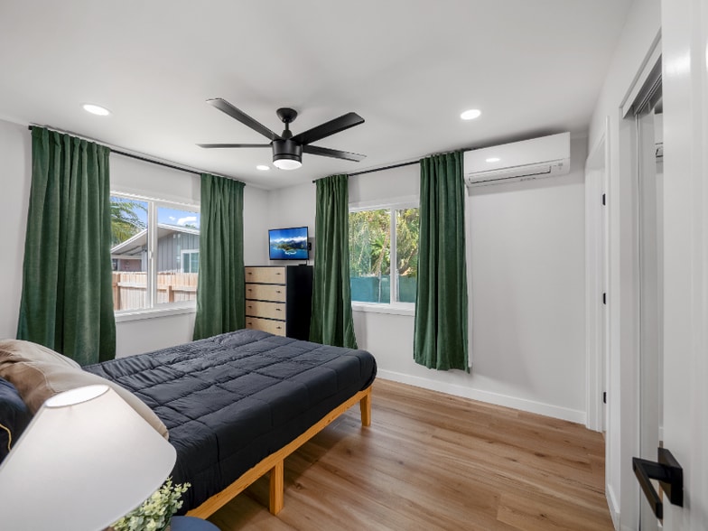 Building Photo - 338 Kalama St