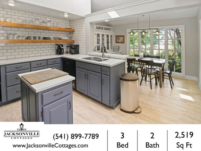 Building Photo - Garfield House: Furnished or Unfurnished, Large private lot across from Golf Course $300 Utility Fee