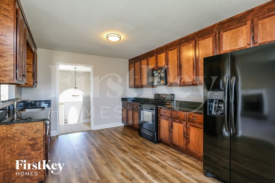 Building Photo - 1666 Dillard Way