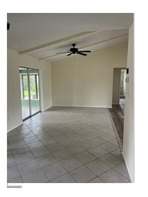 Building Photo - Mom's Rental