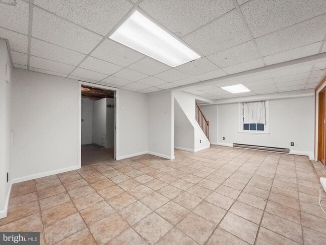 Building Photo - 6586 Hemlock Point Rd