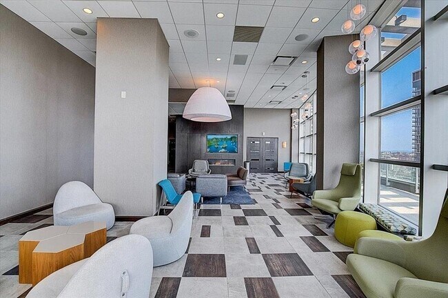 Building Photo - 20 Newport Pkwy