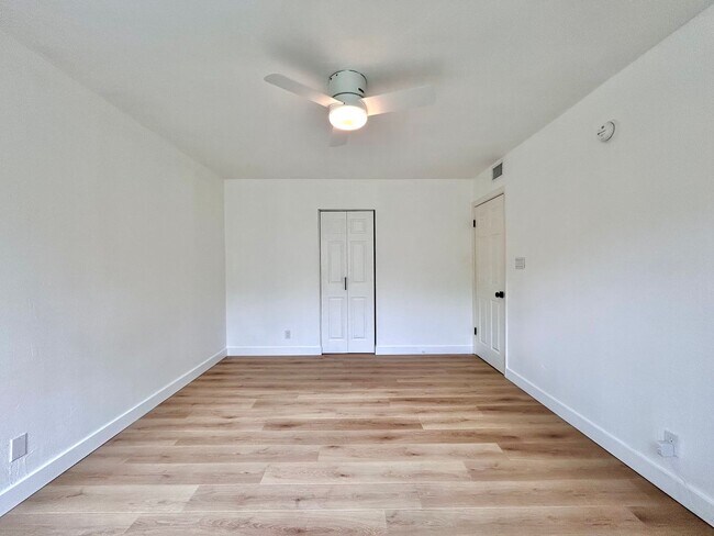 Building Photo - 3018 S 1st St