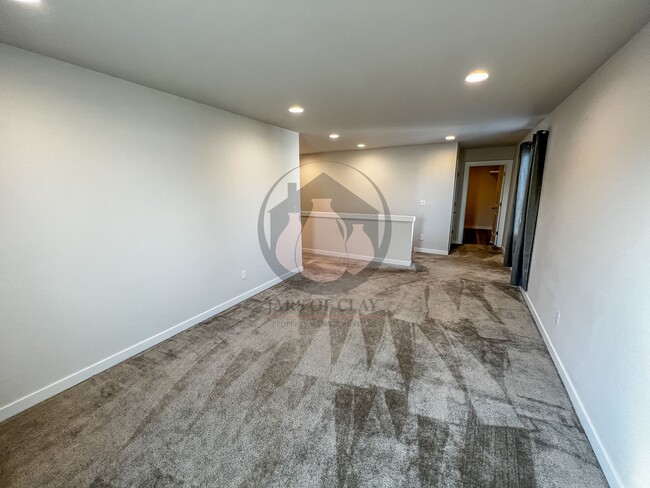 Building Photo - Move in Special- $500 off first full month...