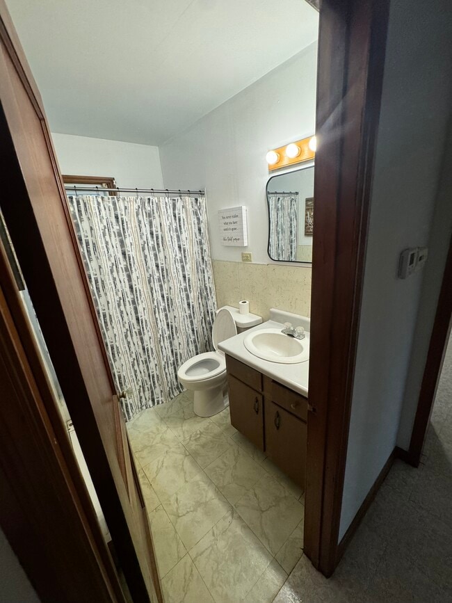 Building Photo - 707 Jackson St