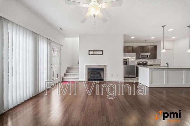 Building Photo - 4304 Cattail Ln