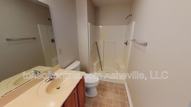 Building Photo - 157 Morningside Ln