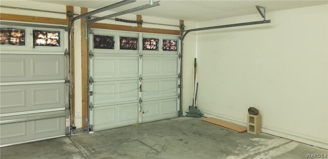 Building Photo - 4492 S Caitlan Ave