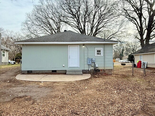 Building Photo - 409 N Crigler St