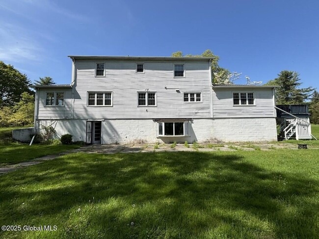 Building Photo - 4 Noonan Ln