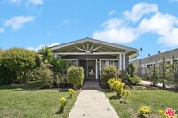 Building Photo - 2022 Vineyard Ave