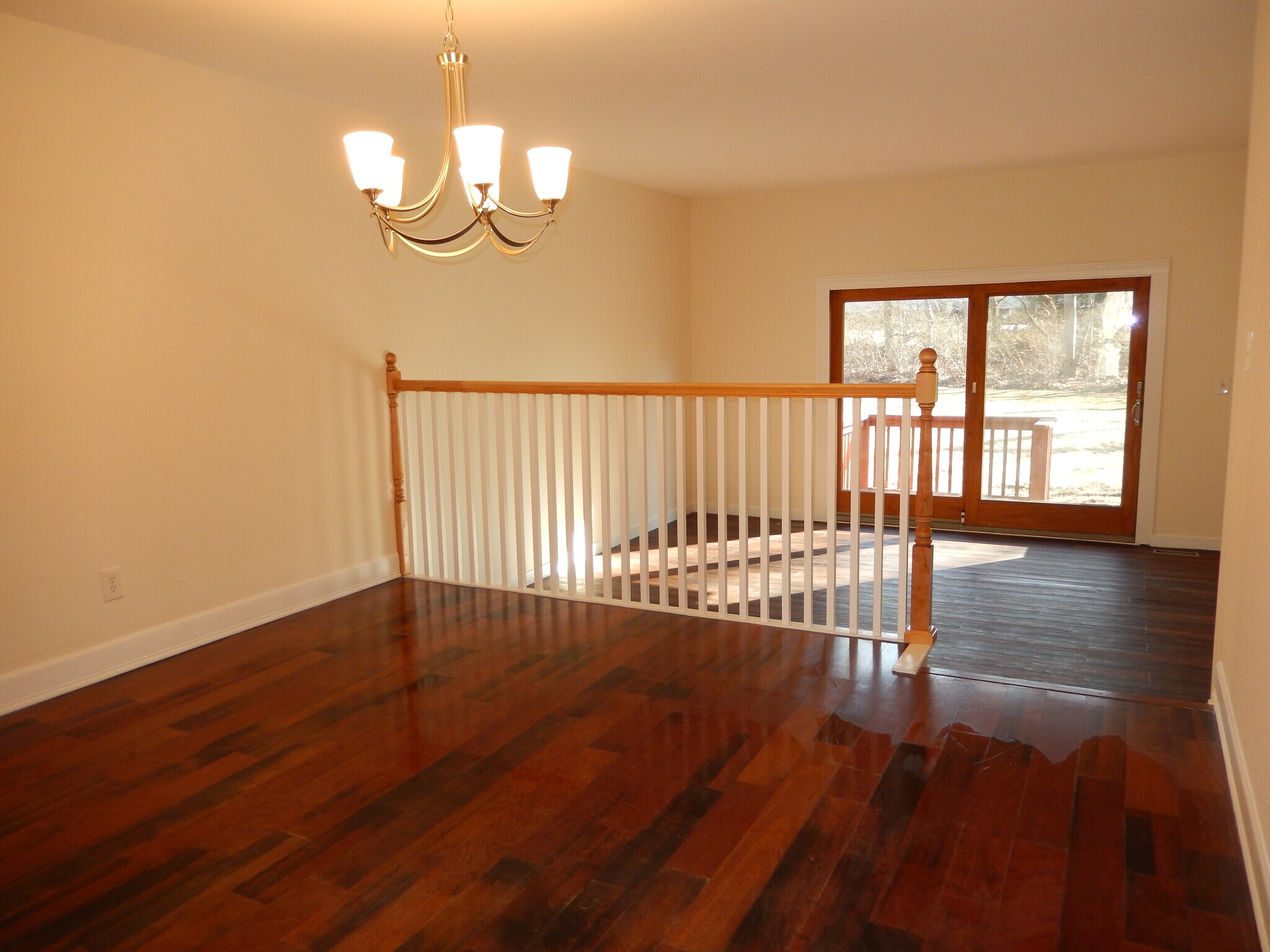 Building Photo - 222 Melody Ln