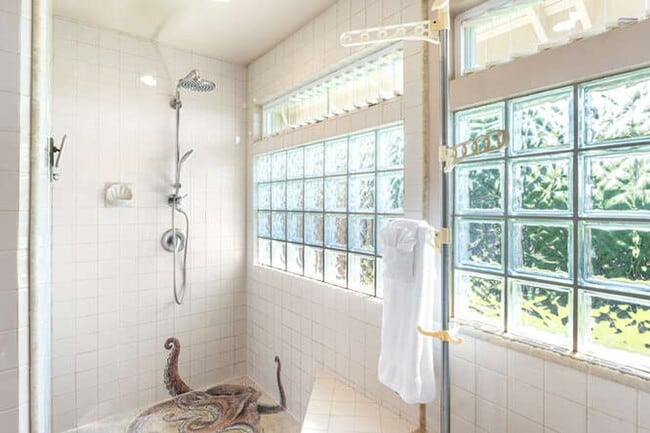 Building Photo - Beautiful Home in Gated Community