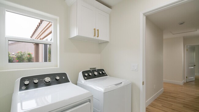 Building Photo - 48509 Calle Carmello