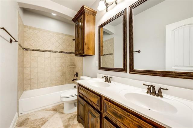 Building Photo - 434 Bentley Dr