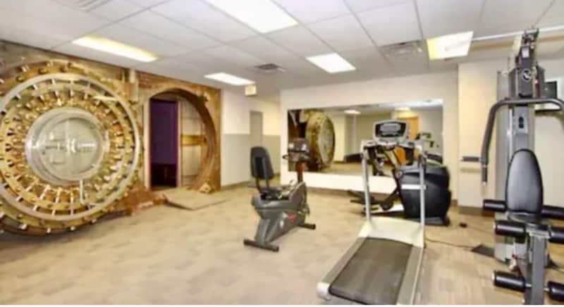 Building Photo - 1001 O St