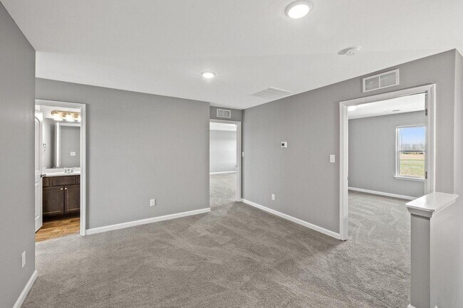 Building Photo - 233 Jared Parker Wy