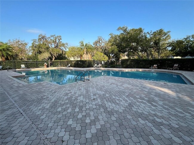 Building Photo - 15811 Fishhawk Falls Dr