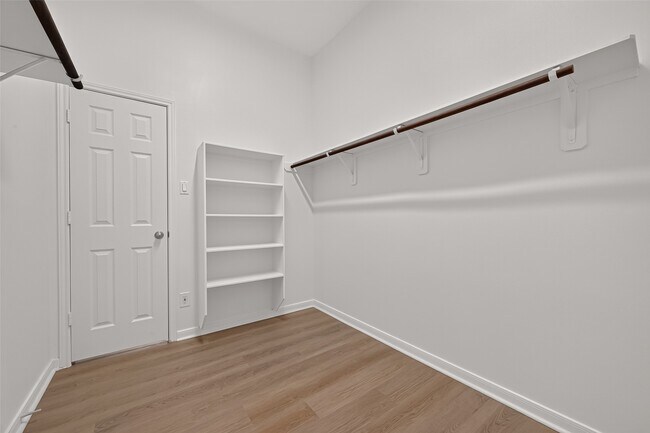 Building Photo - 5607 Granite Falls Ln