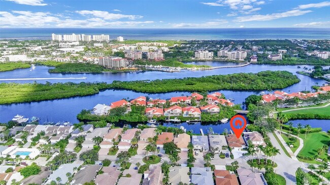 Building Photo - 17026 Bay St