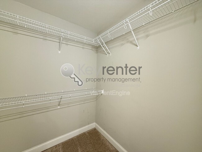 Building Photo - 2214 E 14th St