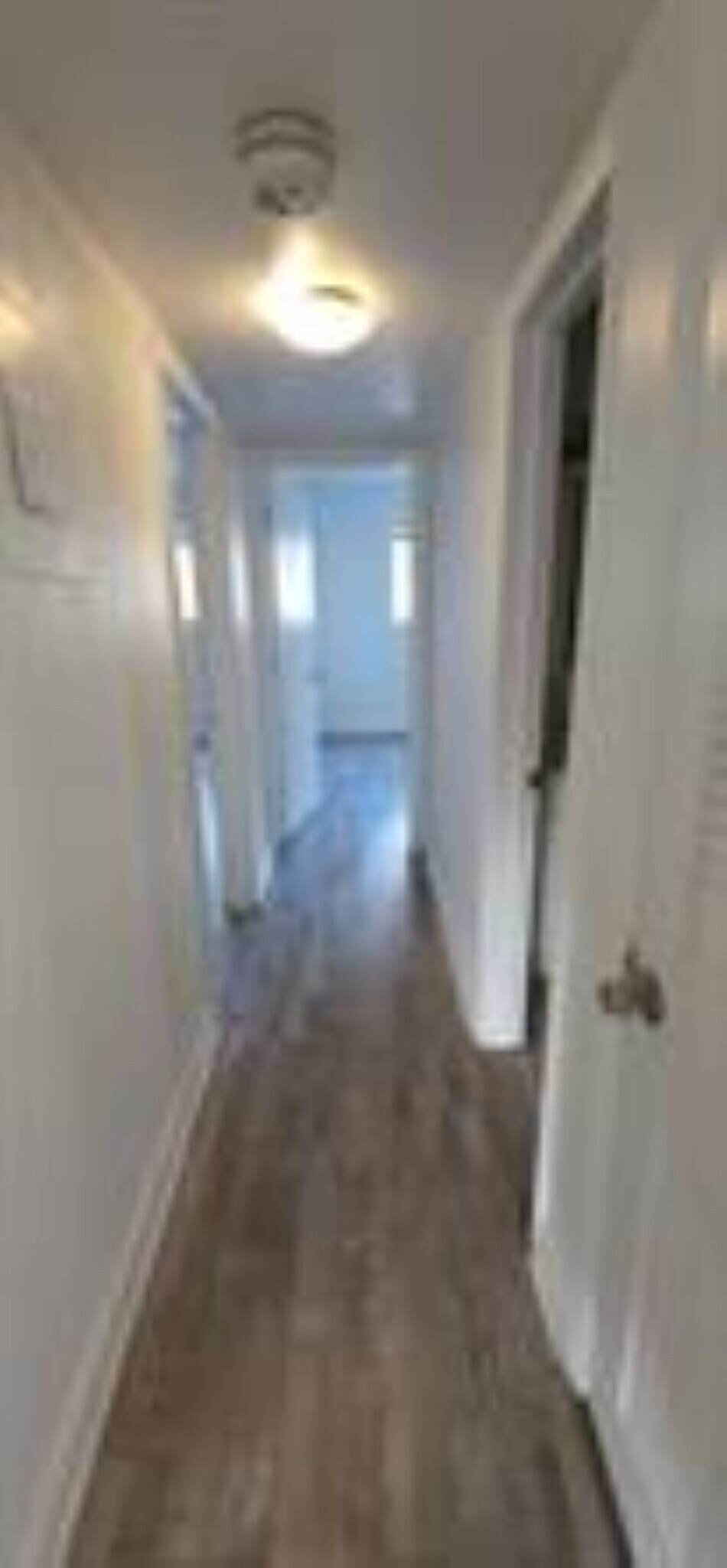 Building Photo - 3061 NE 49th St