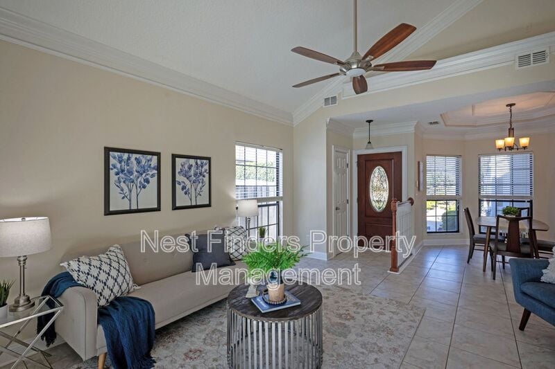 Building Photo - 2958 Lantana Lakes Dr E