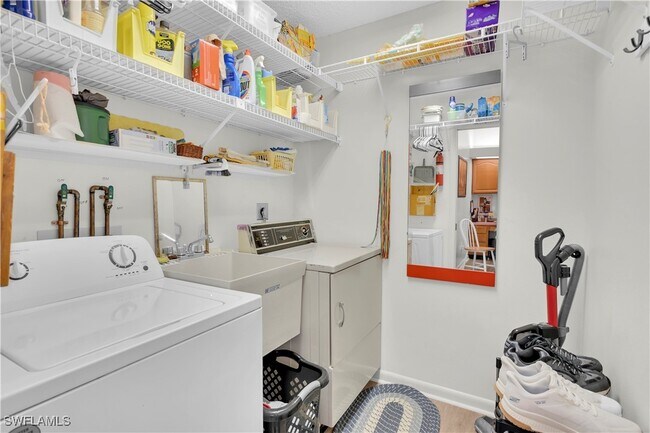 Building Photo - 1251 Broadwater Dr