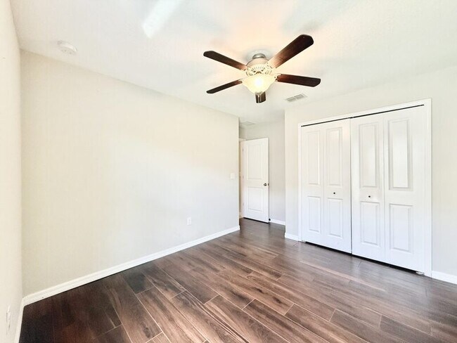 Building Photo - 17134 White Mangrove Dr