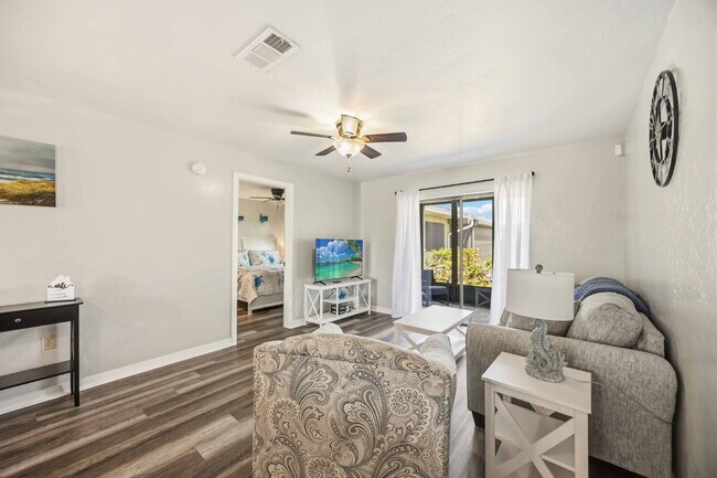 Building Photo - "Charming 2-Bed, 2-Bath Villa in Lake Shore Condominiums"