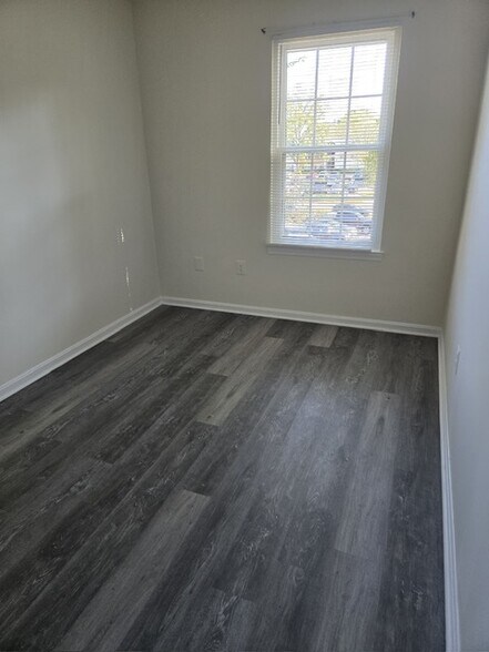 Building Photo - 14905 Cleese Ct