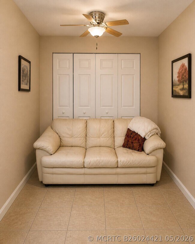 Building Photo - 3945 Torres Cir