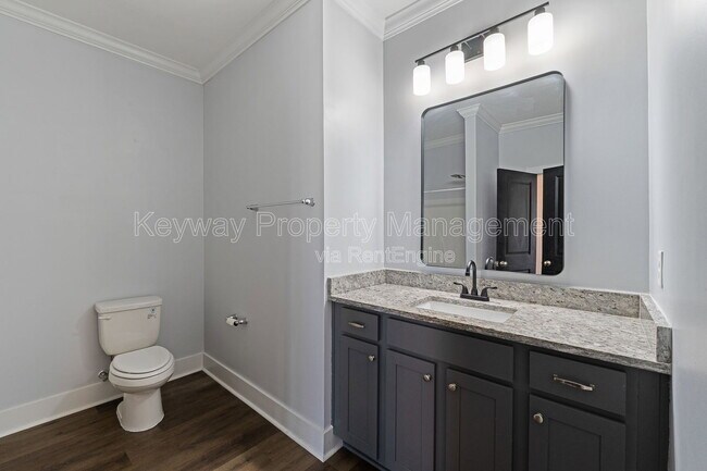 Building Photo - 2217 Laurens St