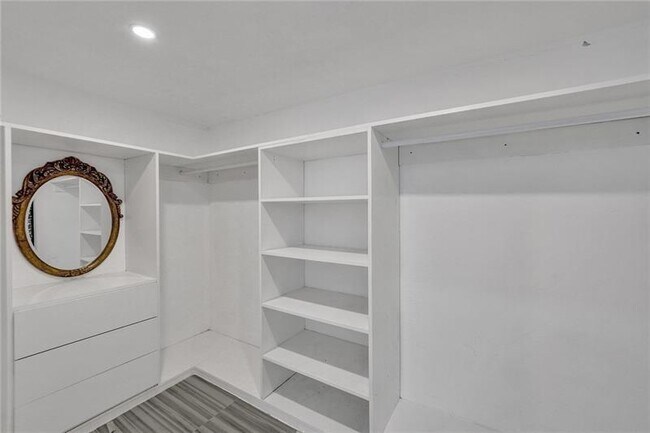 Building Photo - 1732 NE 173rd St