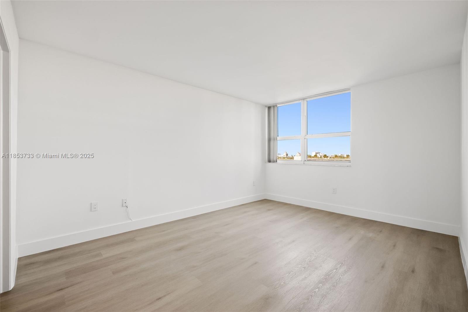 Building Photo - 650 West Ave