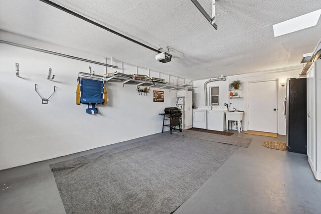 Building Photo - 2750 Ocean Shore Blvd