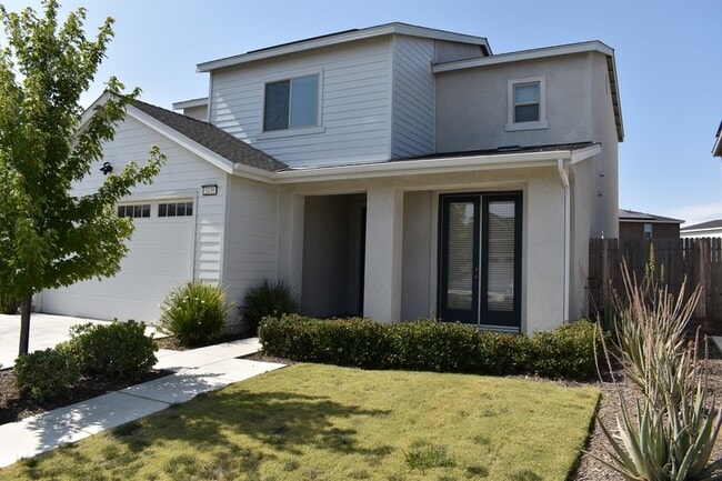 Building Photo - 2439 Valdes Dr