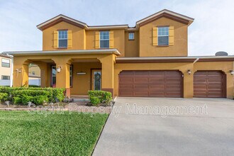 Building Photo - 14289 Summer Breeze Dr E