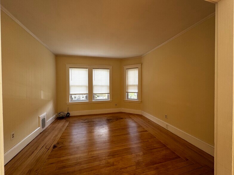 Building Photo - 65 Wareham St