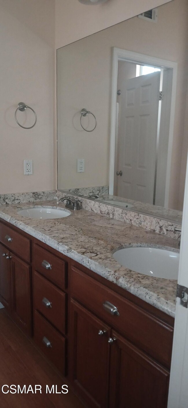 Building Photo - 1128 Azalea Way