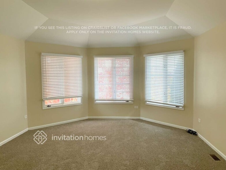 Building Photo - 18160 Goesel Dr