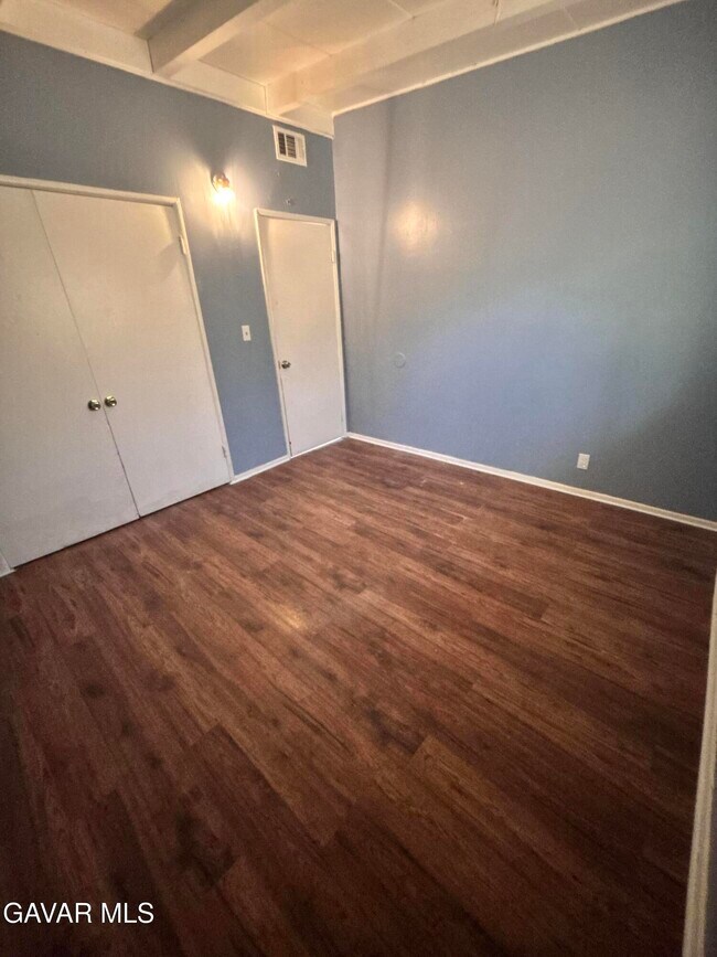 Building Photo - 38907 Rambler Ave