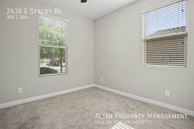 Building Photo - 2430 E Stacey Rd