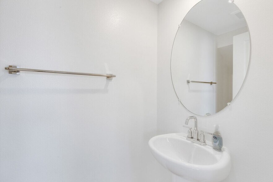 Building Photo - 4085 E Liliana Paseo
