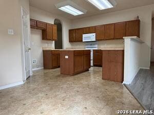 Building Photo - 4526 Darien Vista