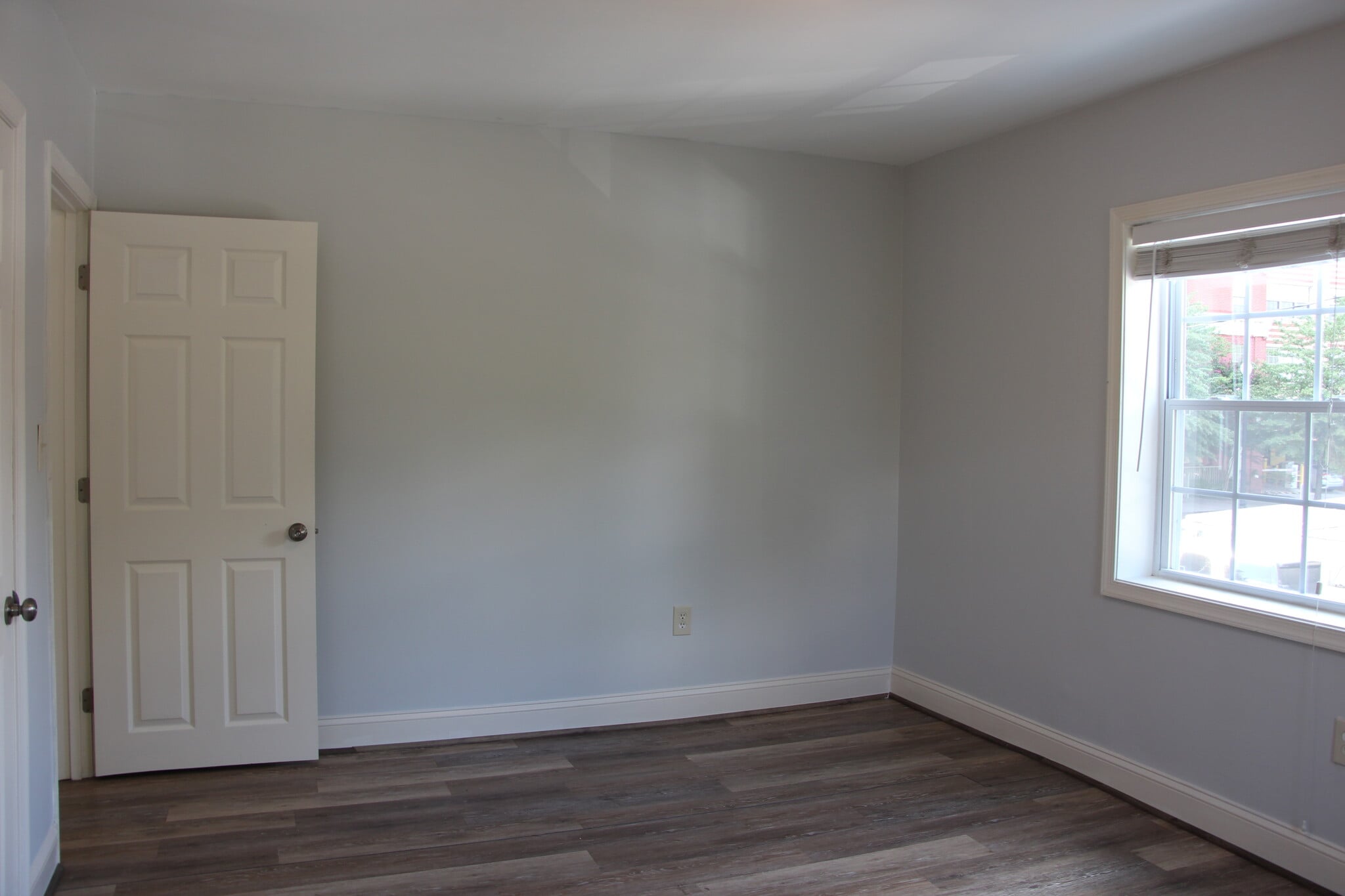 Building Photo - 911 N Fillmore St