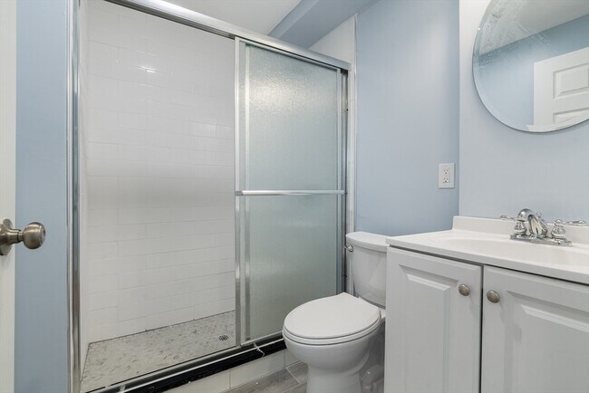 Building Photo - 106 Paul Gore St